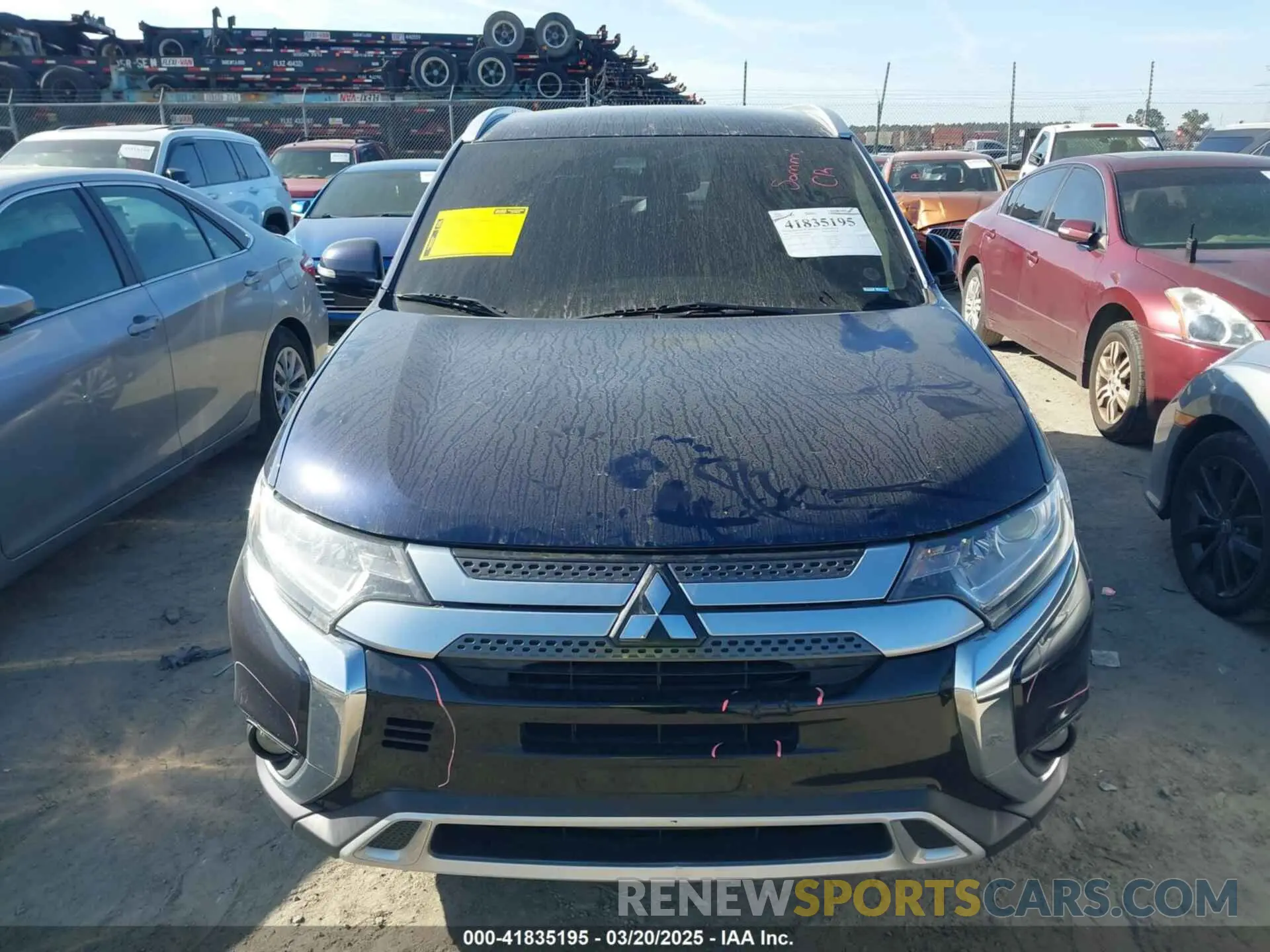 12 fotografías del automóvil dañado JA4AD3A36LZ020105 MITSUBISHI OUTLANDER 2020