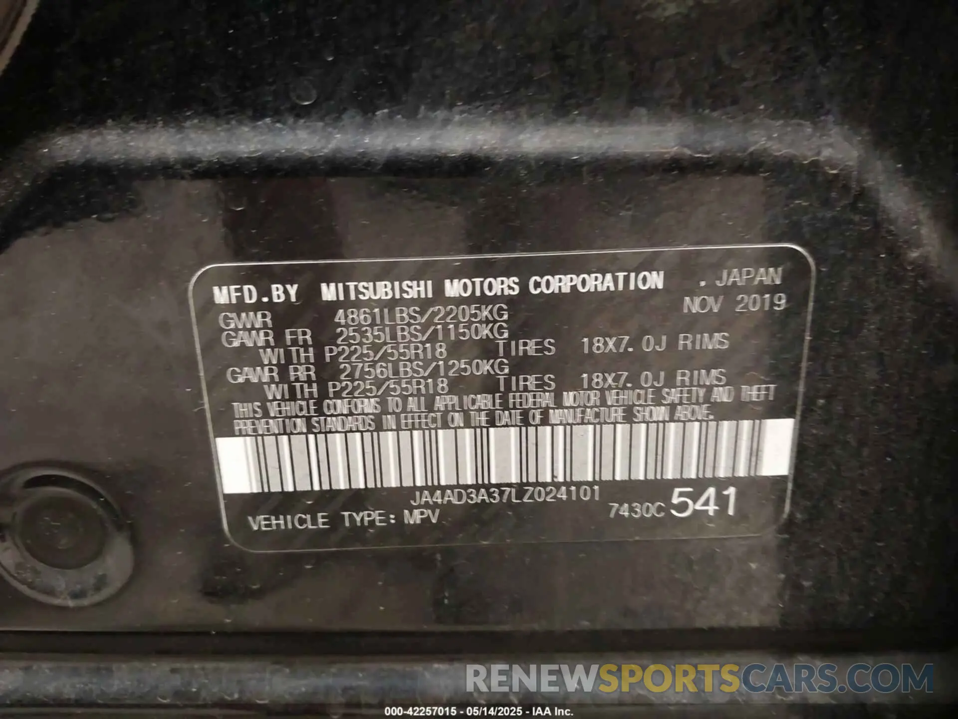 9 fotografías del automóvil dañado JA4AD3A37LZ024101 MITSUBISHI OUTLANDER 2020
