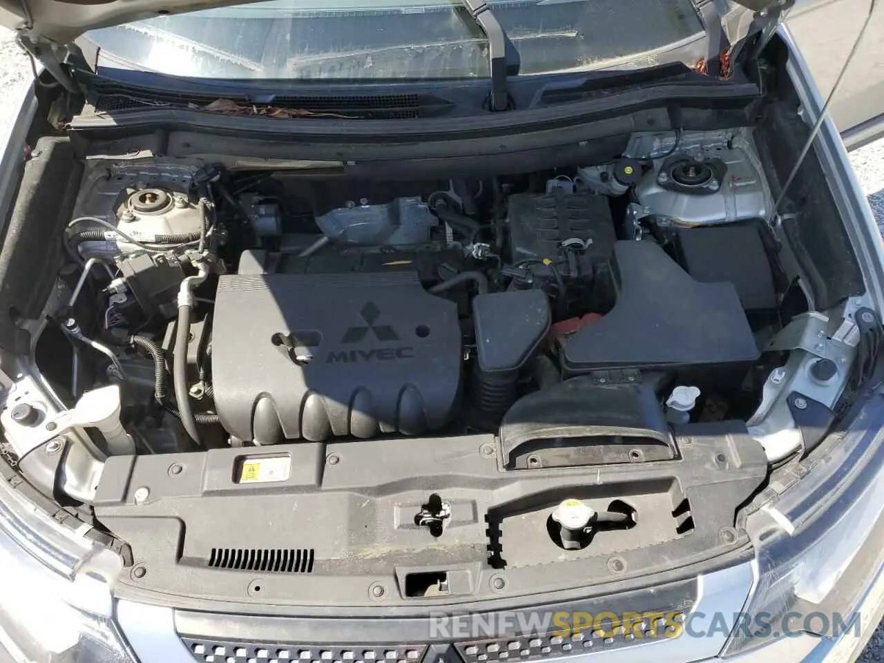 12 fotografías del automóvil dañado JA4AD3A37LZ032294 MITSUBISHI OUTLANDER 2020