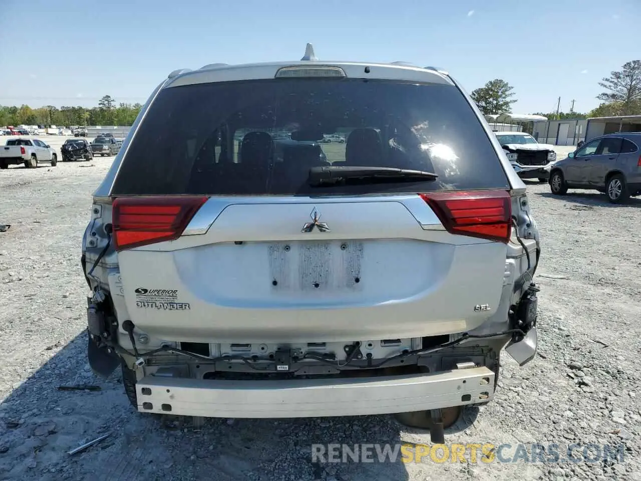 6 fotografías del automóvil dañado JA4AD3A37LZ032294 MITSUBISHI OUTLANDER 2020