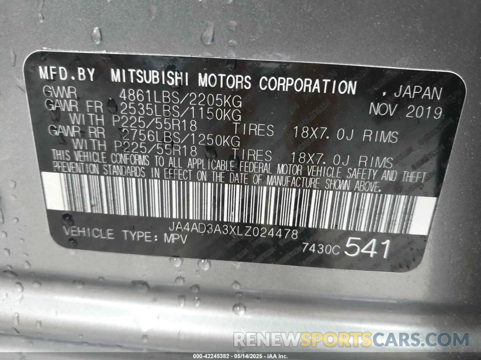 9 fotografías del automóvil dañado JA4AD3A3XLZ024478 MITSUBISHI OUTLANDER 2020