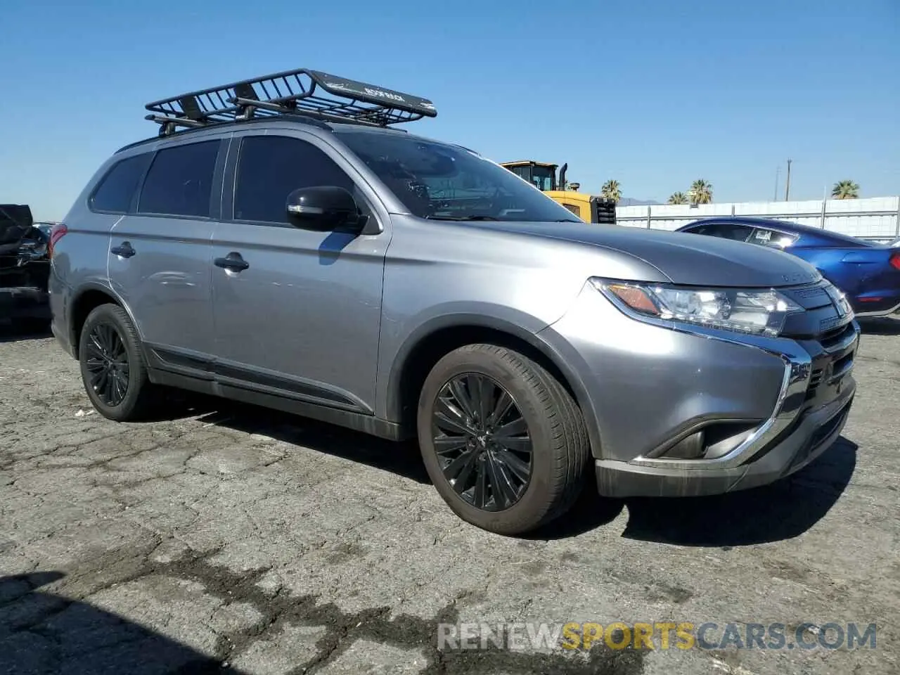 4 fotografías del automóvil dañado JA4AD3A3XLZ037070 MITSUBISHI OUTLANDER 2020
