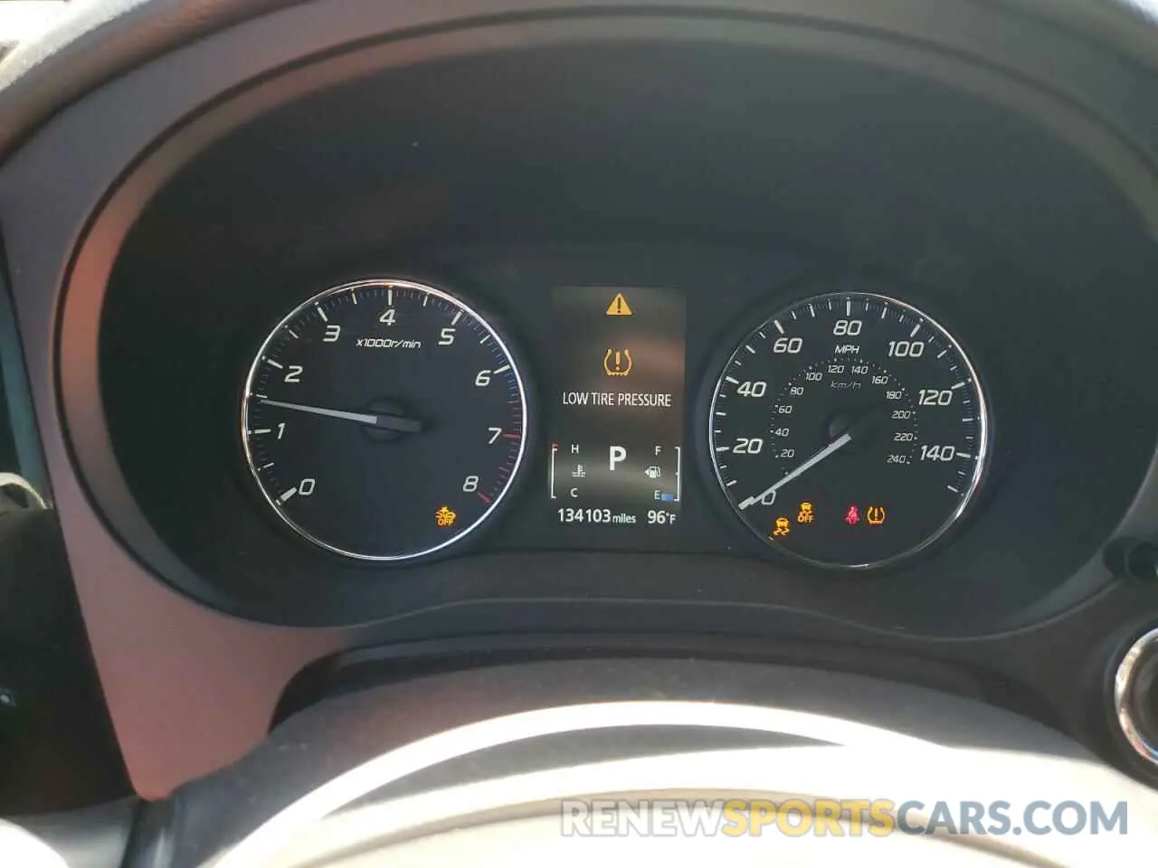 9 fotografías del automóvil dañado JA4AD3A3XLZ037070 MITSUBISHI OUTLANDER 2020