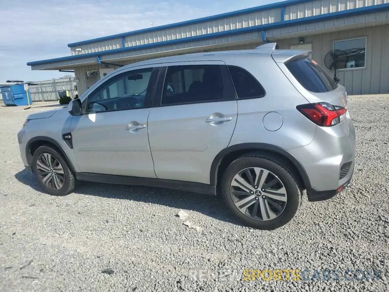 2 fotografías del automóvil dañado JA4AP3AU0LU003698 MITSUBISHI OUTLANDER 2020