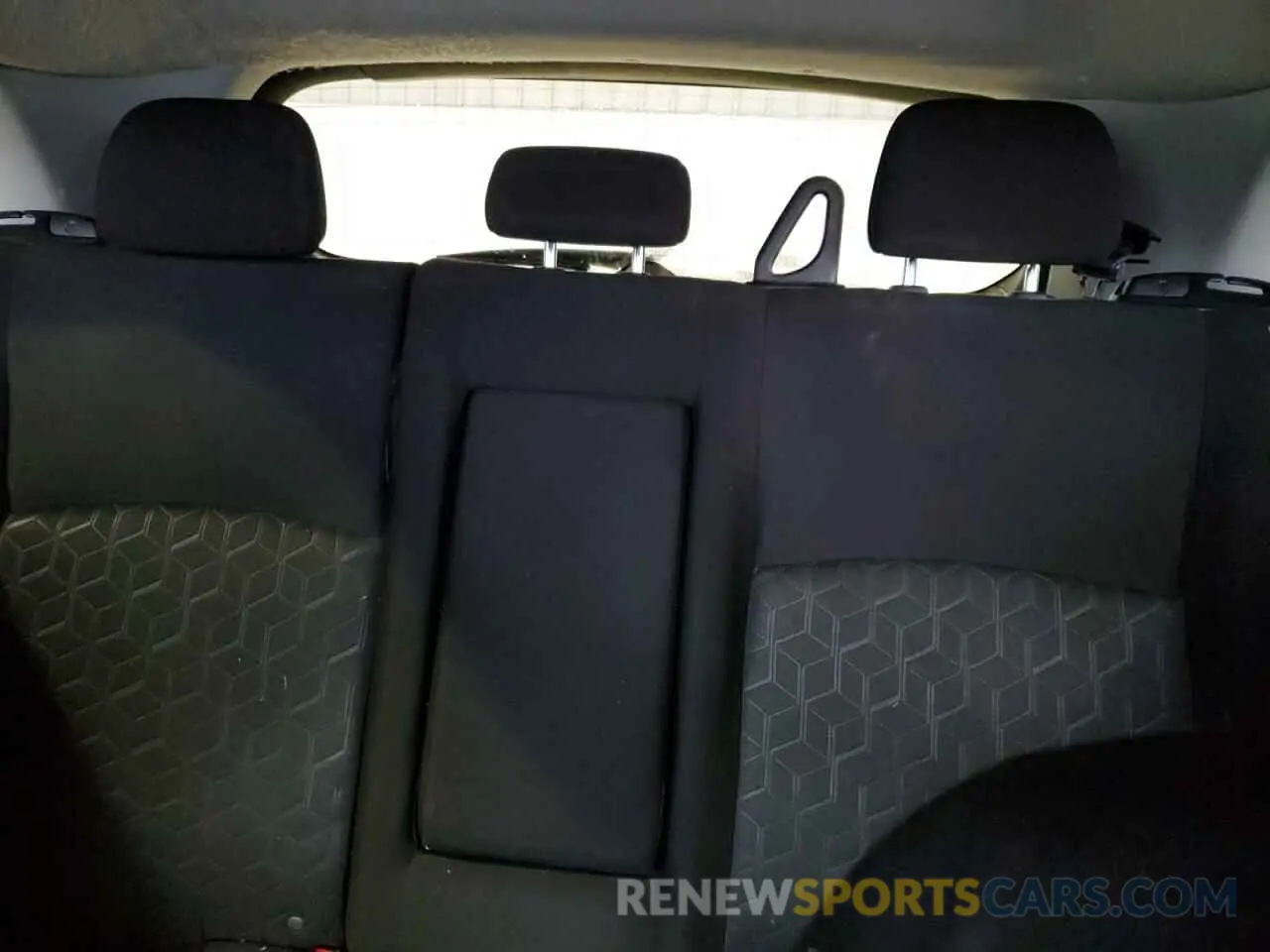 10 fotografías del automóvil dañado JA4AP3AU0LU007654 MITSUBISHI OUTLANDER 2020