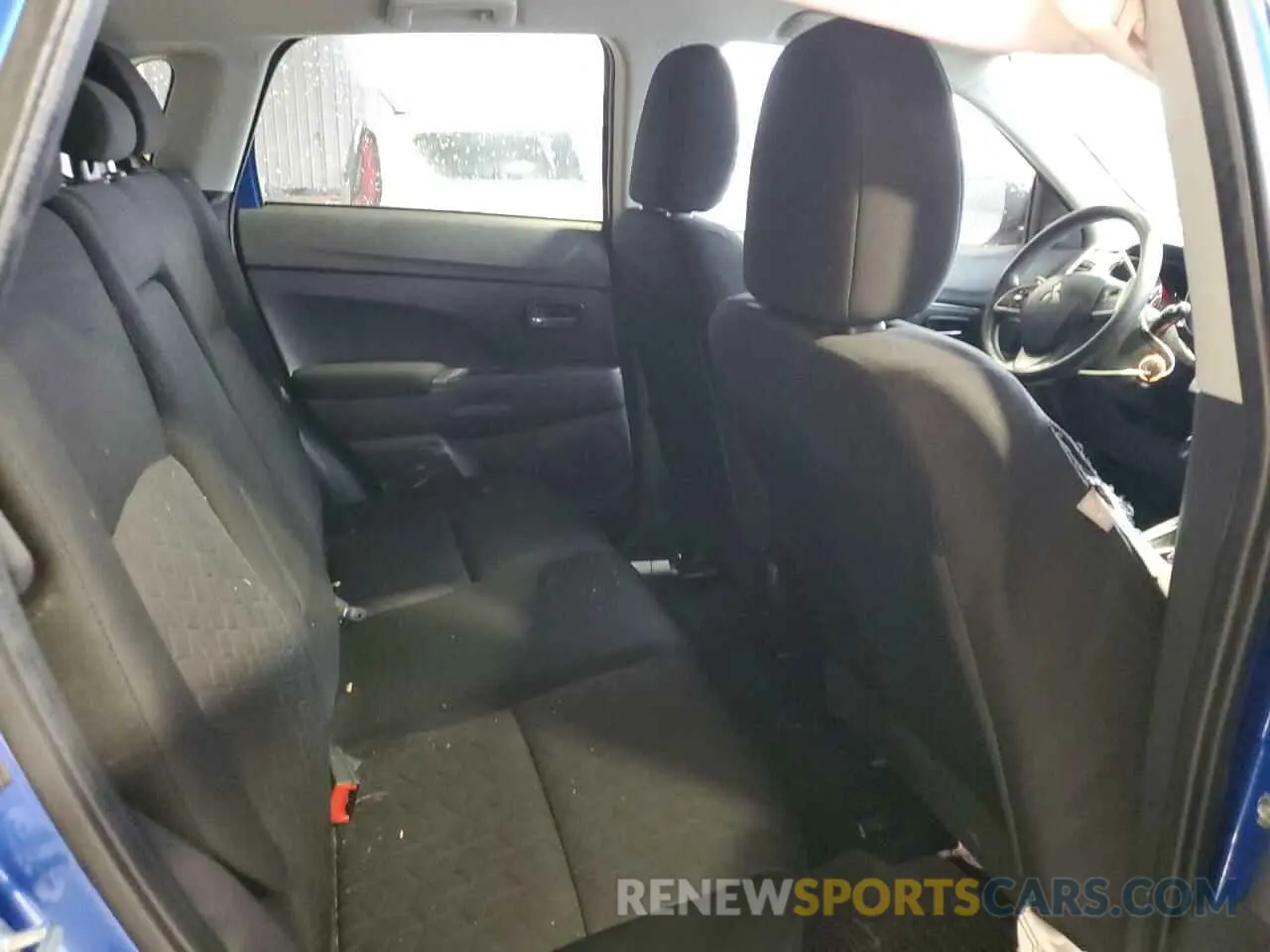 11 fotografías del automóvil dañado JA4AP3AU0LU007654 MITSUBISHI OUTLANDER 2020