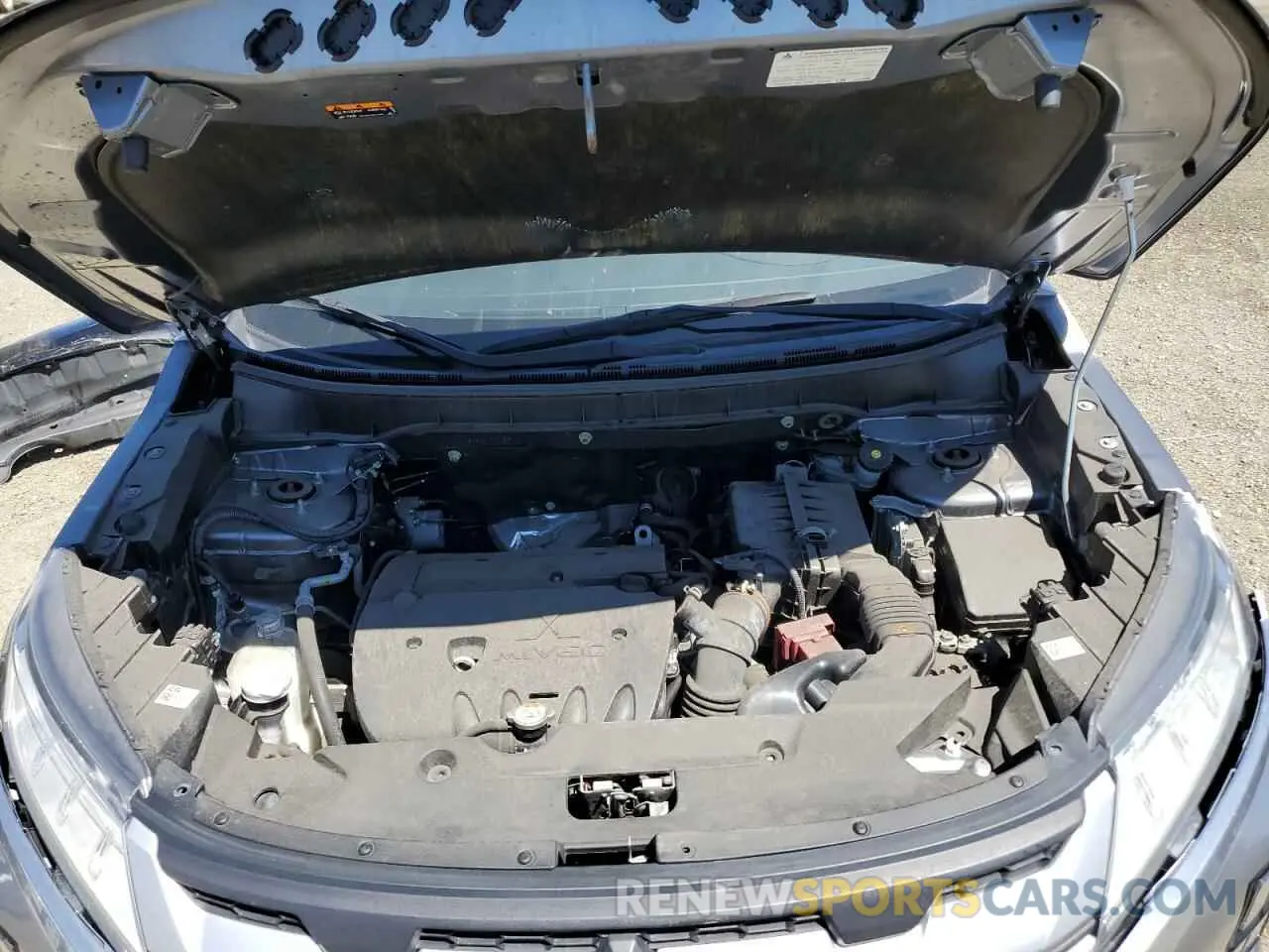 12 fotografías del automóvil dañado JA4AP3AU1LU010174 MITSUBISHI OUTLANDER 2020