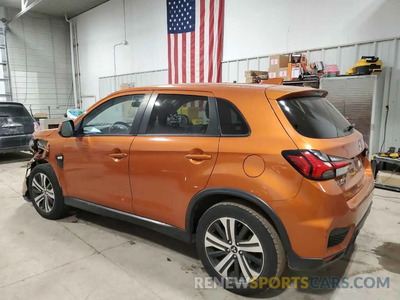 2 fotografías del automóvil dañado JA4AP3AU1LU015925 MITSUBISHI OUTLANDER 2020