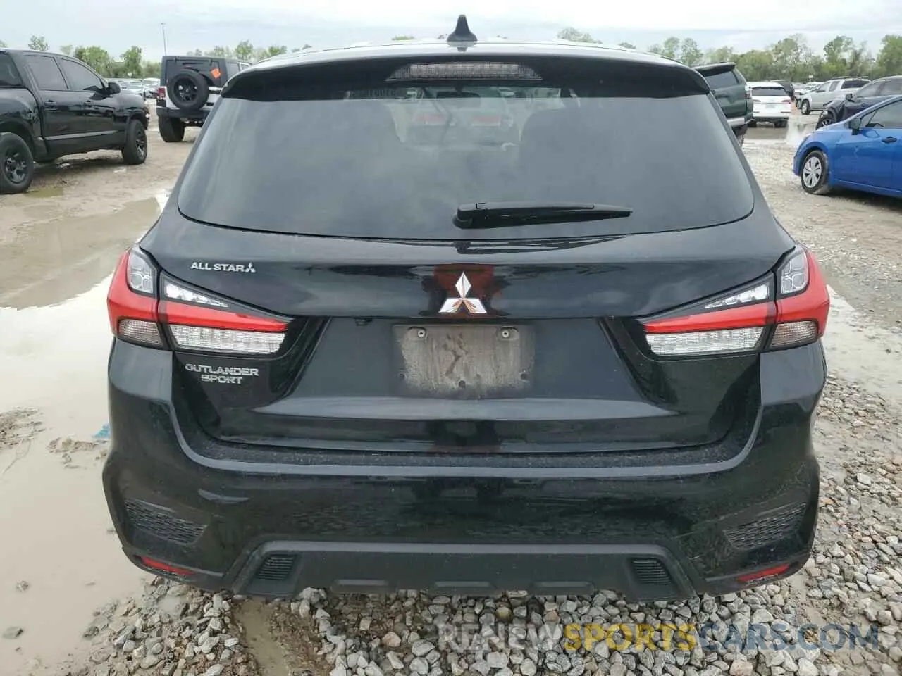 6 fotografías del automóvil dañado JA4AP3AU2LU008918 MITSUBISHI OUTLANDER 2020