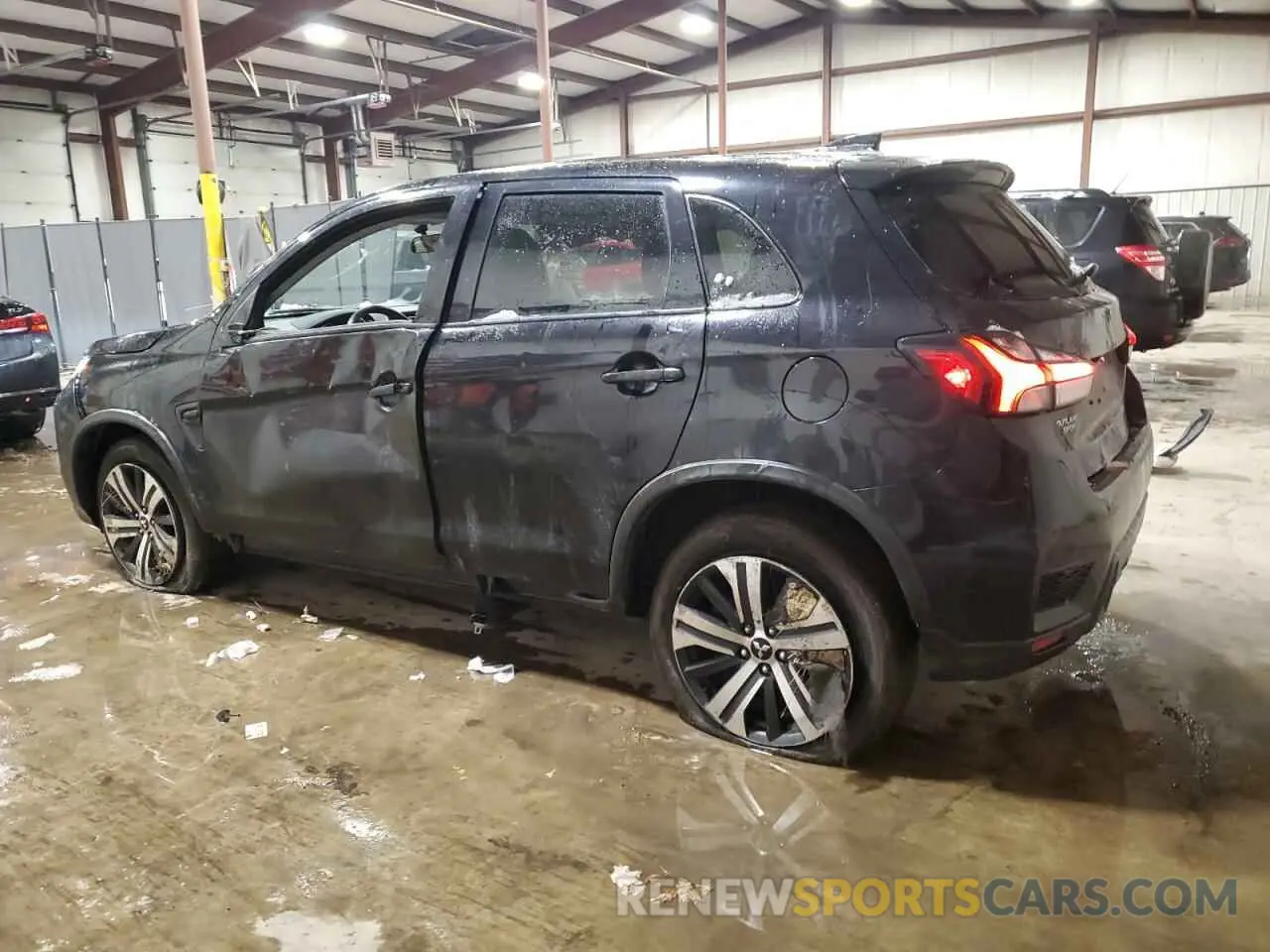 2 fotografías del automóvil dañado JA4AP3AU4LU006720 MITSUBISHI OUTLANDER 2020