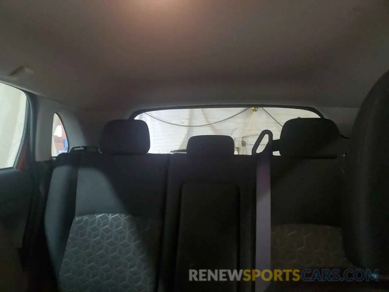 10 fotografías del automóvil dañado JA4AP3AU8LU001472 MITSUBISHI OUTLANDER 2020