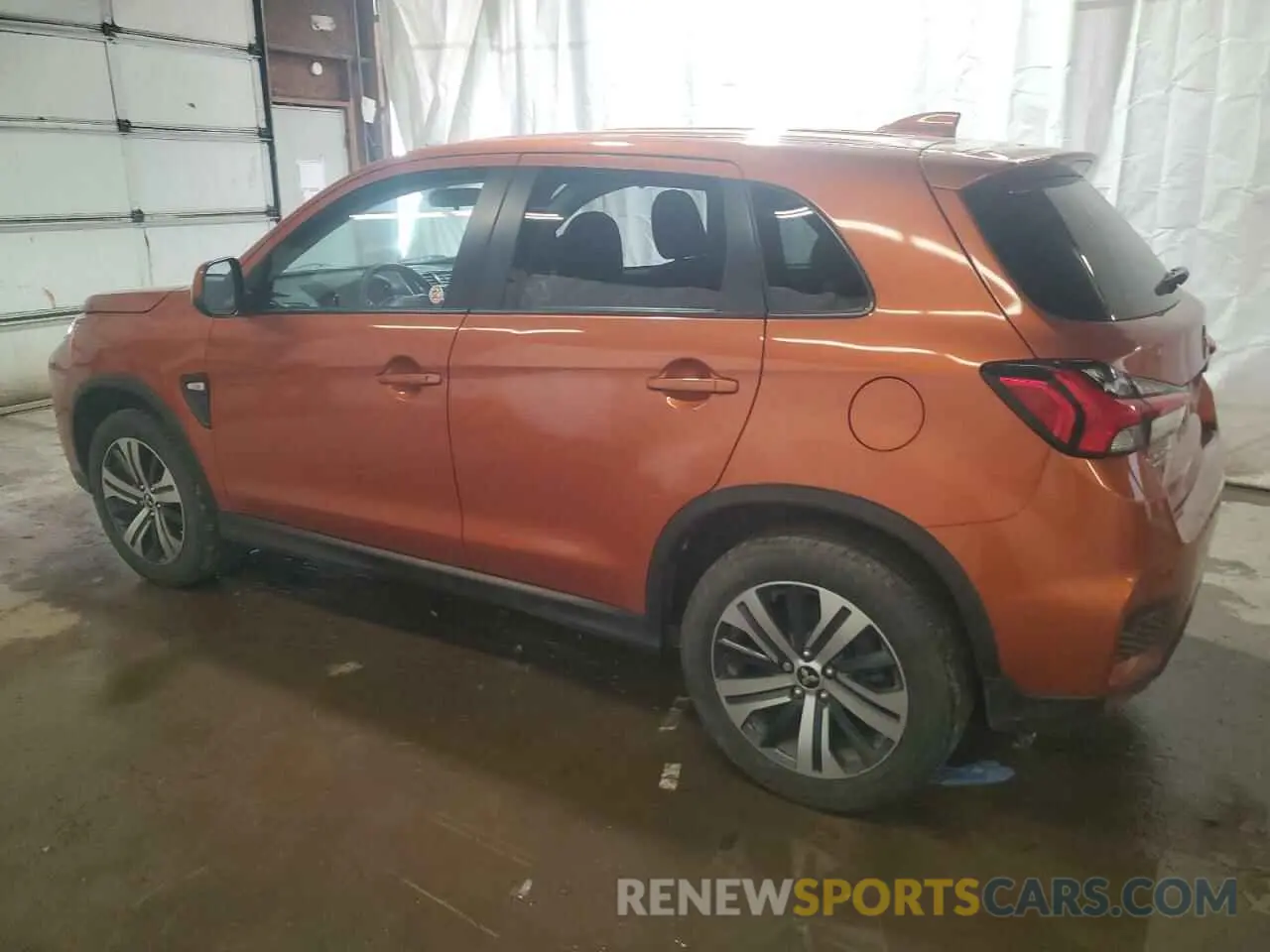 2 fotografías del automóvil dañado JA4AP3AU8LU001472 MITSUBISHI OUTLANDER 2020