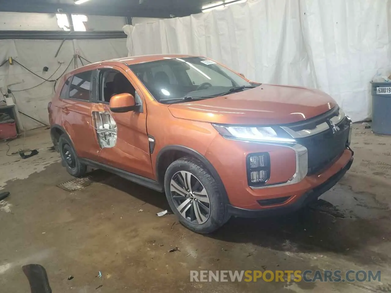 4 fotografías del automóvil dañado JA4AP3AU8LU001472 MITSUBISHI OUTLANDER 2020