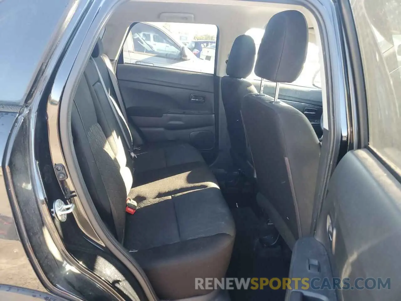 11 fotografías del automóvil dañado JA4AP3AU8LU006865 MITSUBISHI OUTLANDER 2020