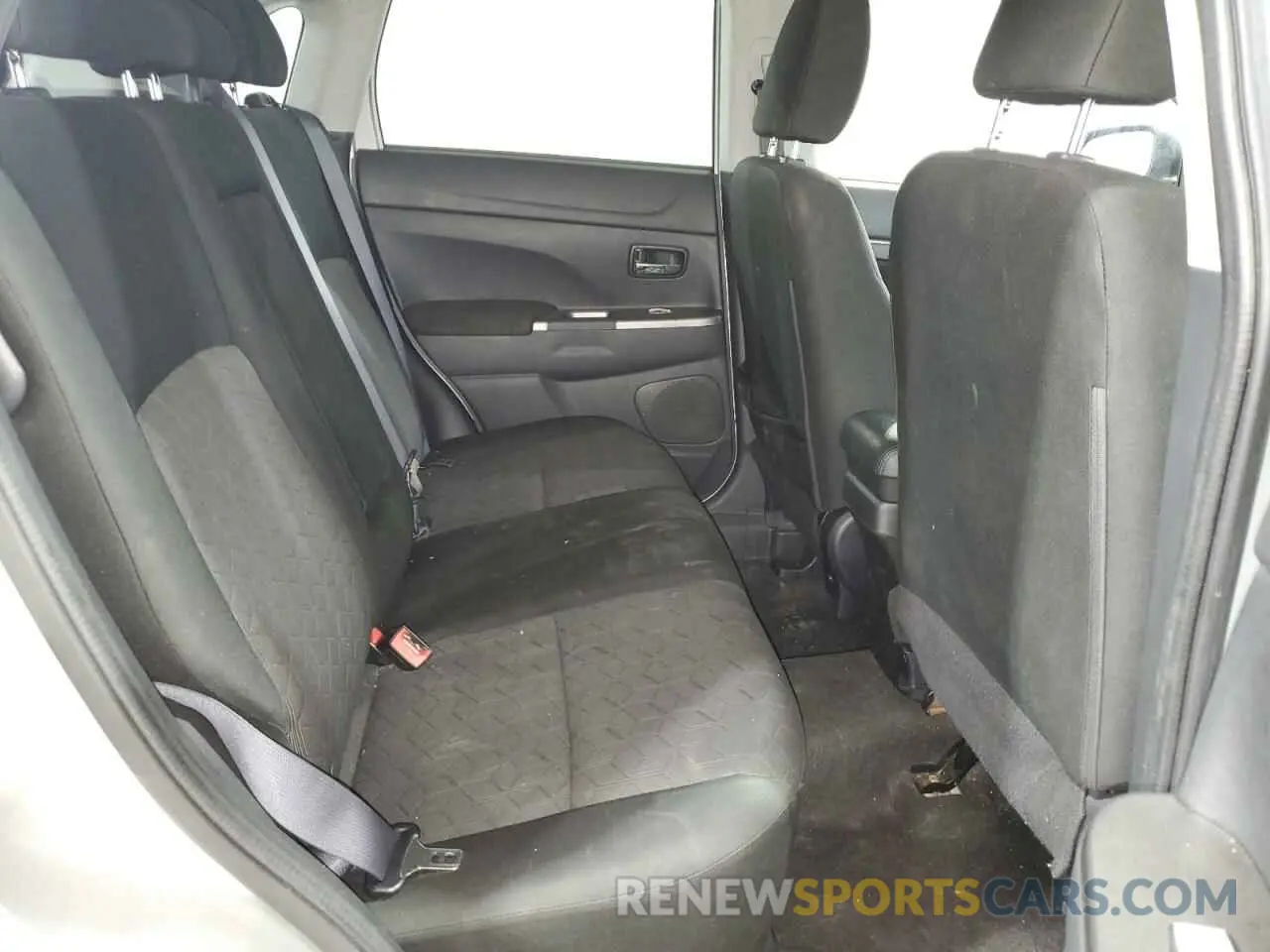 11 fotografías del automóvil dañado JA4AP4AU2LU029659 MITSUBISHI OUTLANDER 2020