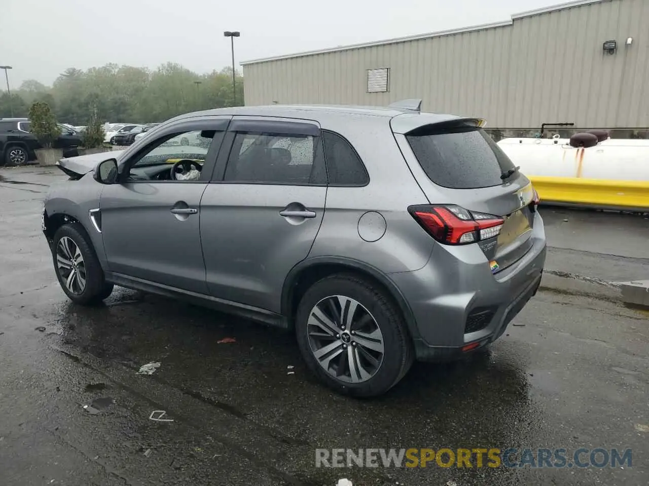 2 fotografías del automóvil dañado JA4AP4AU5LU008465 MITSUBISHI OUTLANDER 2020