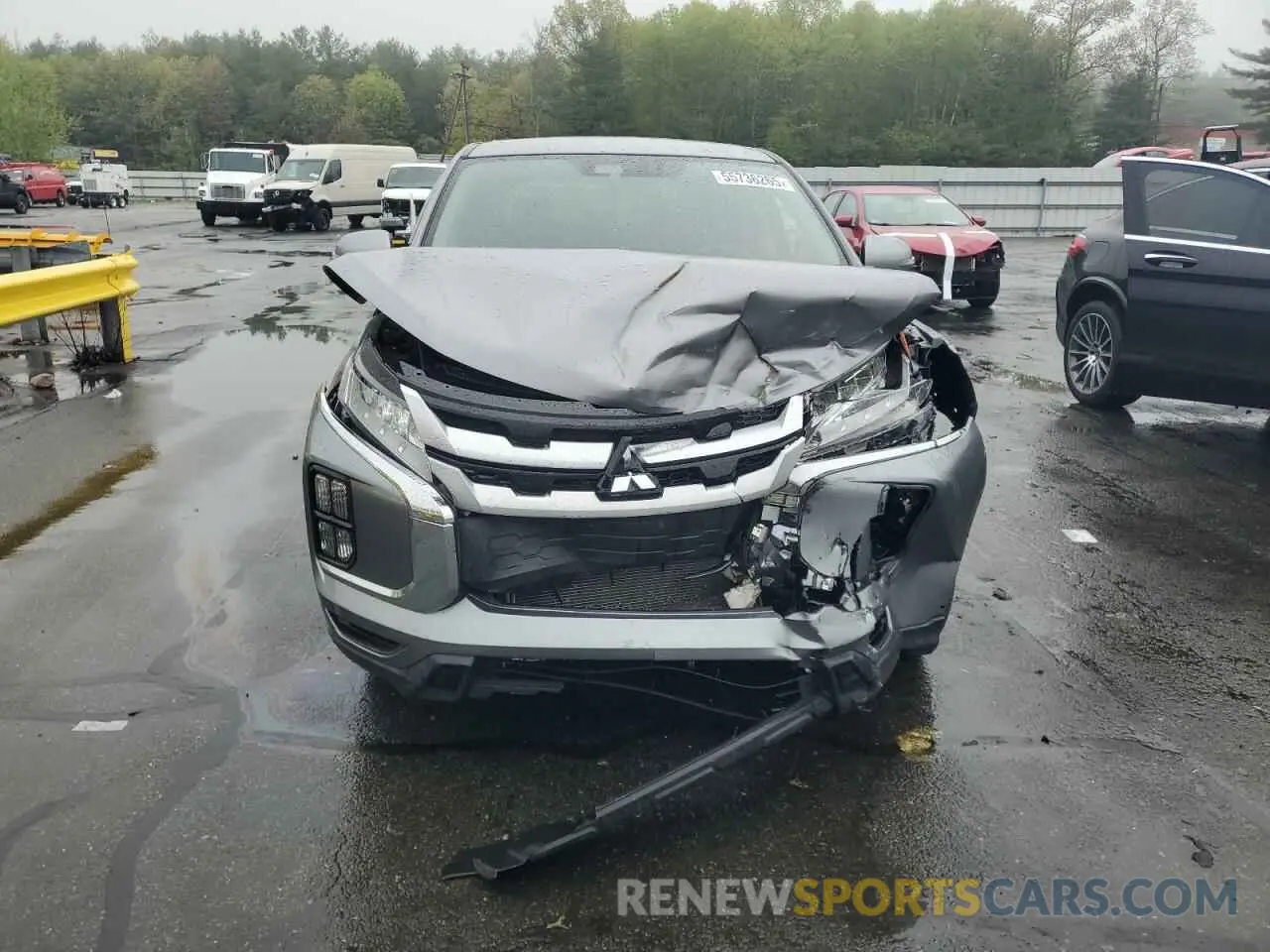 5 fotografías del automóvil dañado JA4AP4AU5LU008465 MITSUBISHI OUTLANDER 2020