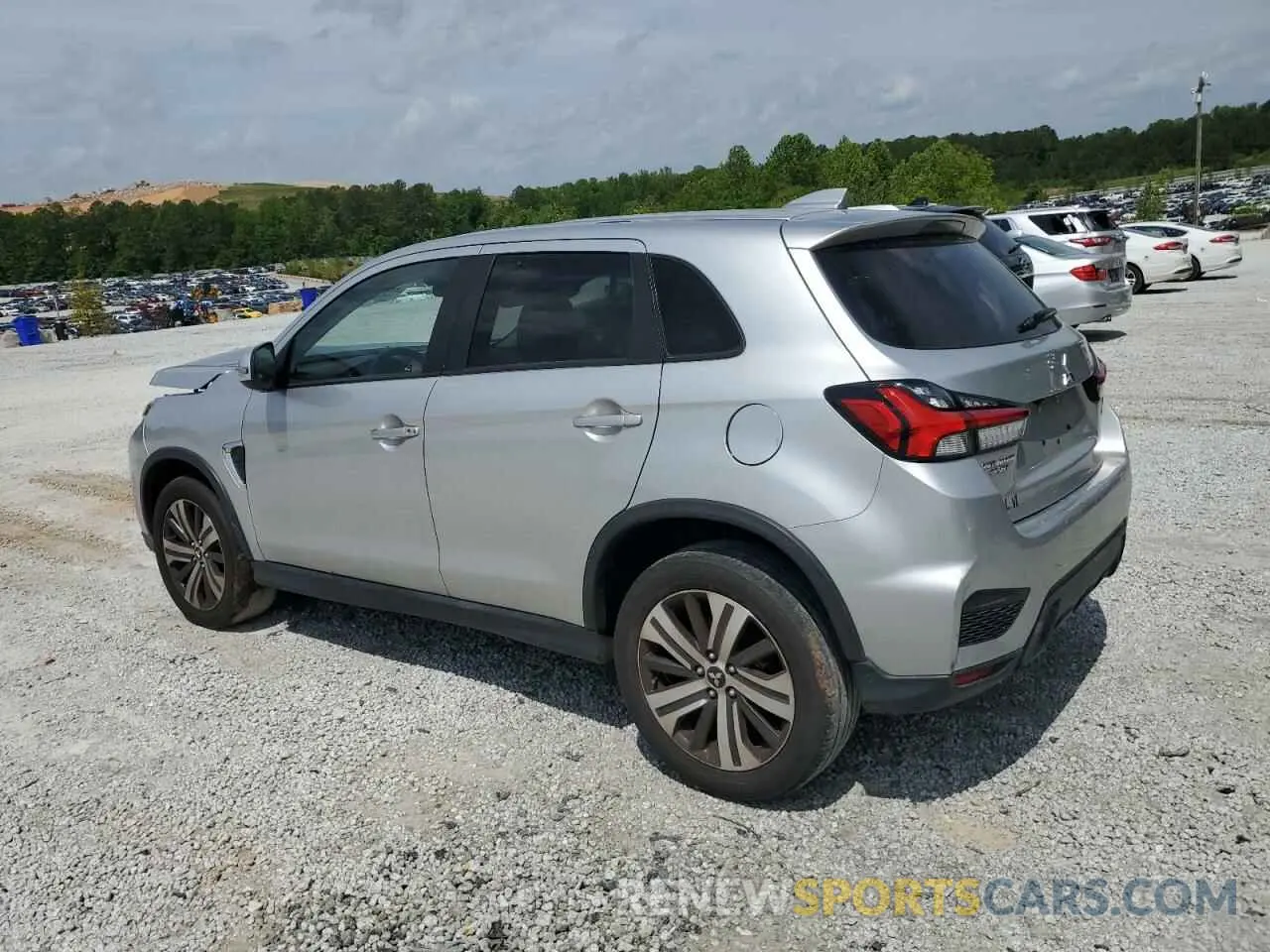 2 fotografías del automóvil dañado JA4AP4AU6LU023122 MITSUBISHI OUTLANDER 2020