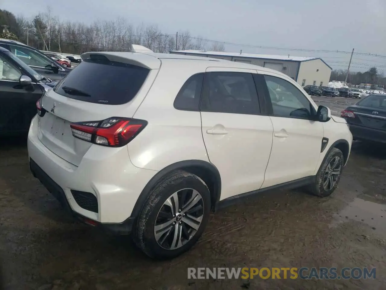 3 fotografías del automóvil dañado JA4AR3AU1LU013554 MITSUBISHI OUTLANDER 2020