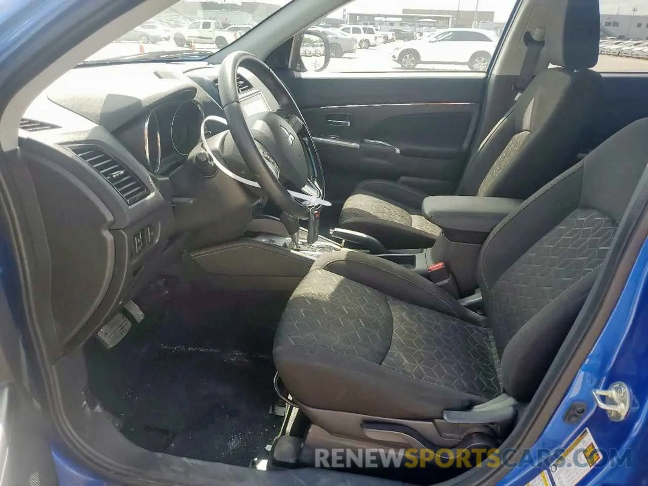 7 fotografías del automóvil dañado JA4AR3AU2LU023476 MITSUBISHI OUTLANDER 2020