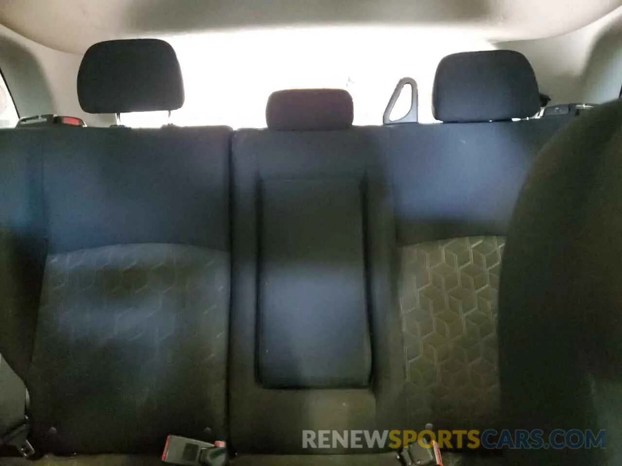 10 fotografías del automóvil dañado JA4AR3AU4LU014987 MITSUBISHI OUTLANDER 2020