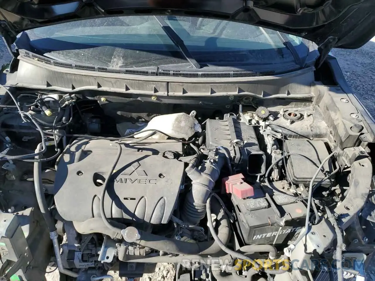 11 fotografías del automóvil dañado JA4AR3AU7LU024896 MITSUBISHI OUTLANDER 2020