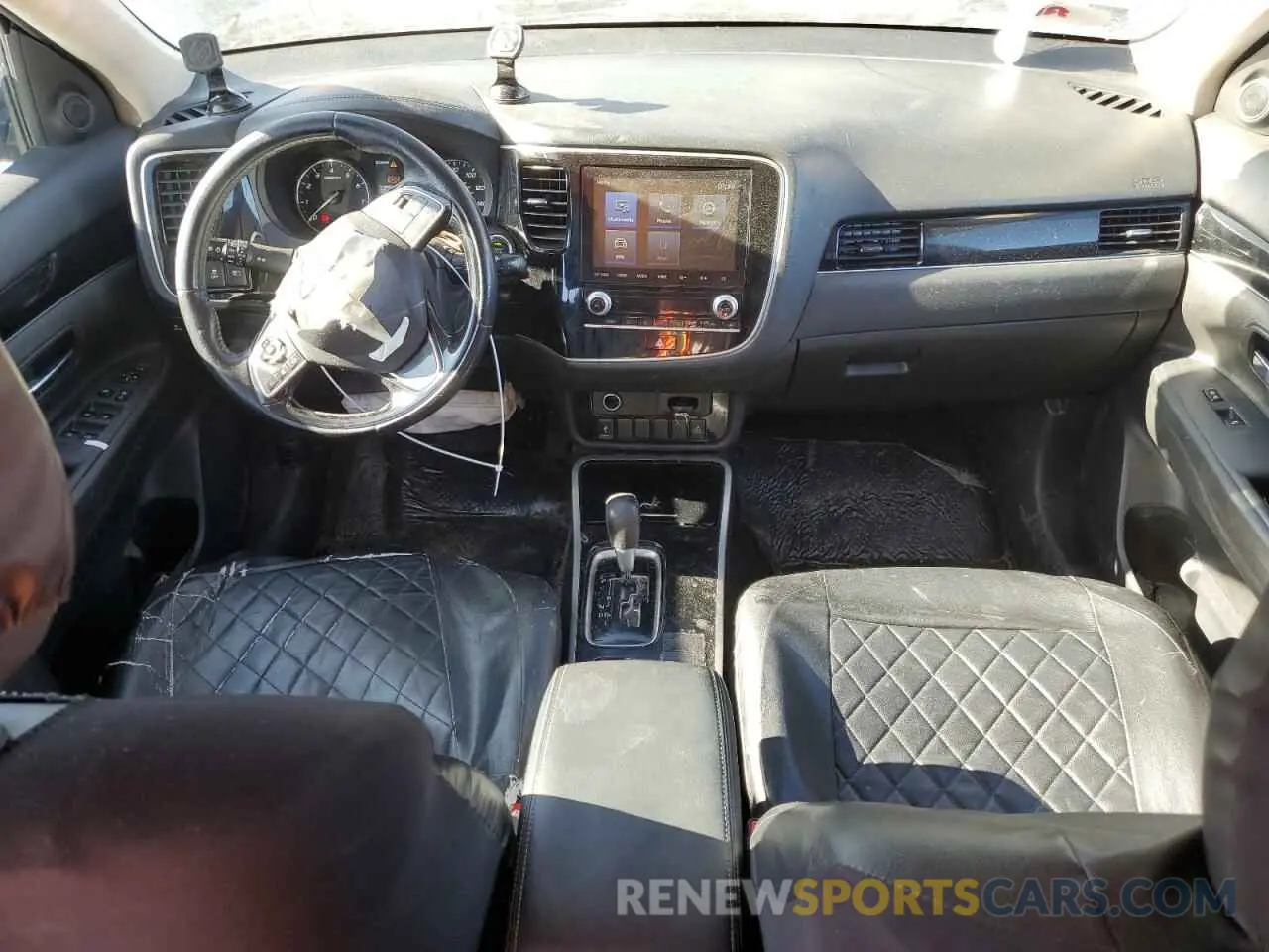 8 fotografías del automóvil dañado JA4AZ3A30LZ011806 MITSUBISHI OUTLANDER 2020