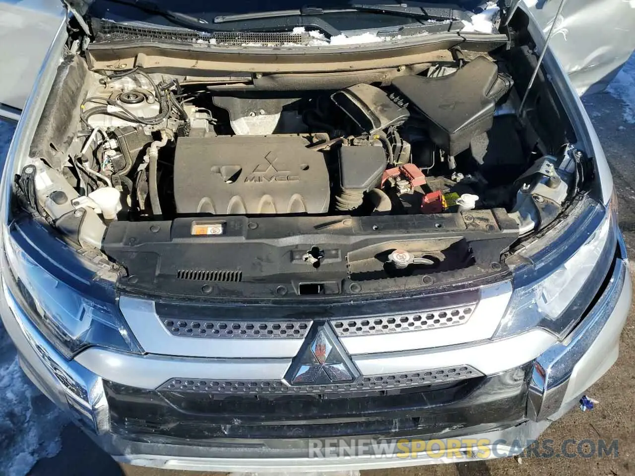 12 fotografías del automóvil dañado JA4AZ3A31LZ025066 MITSUBISHI OUTLANDER 2020