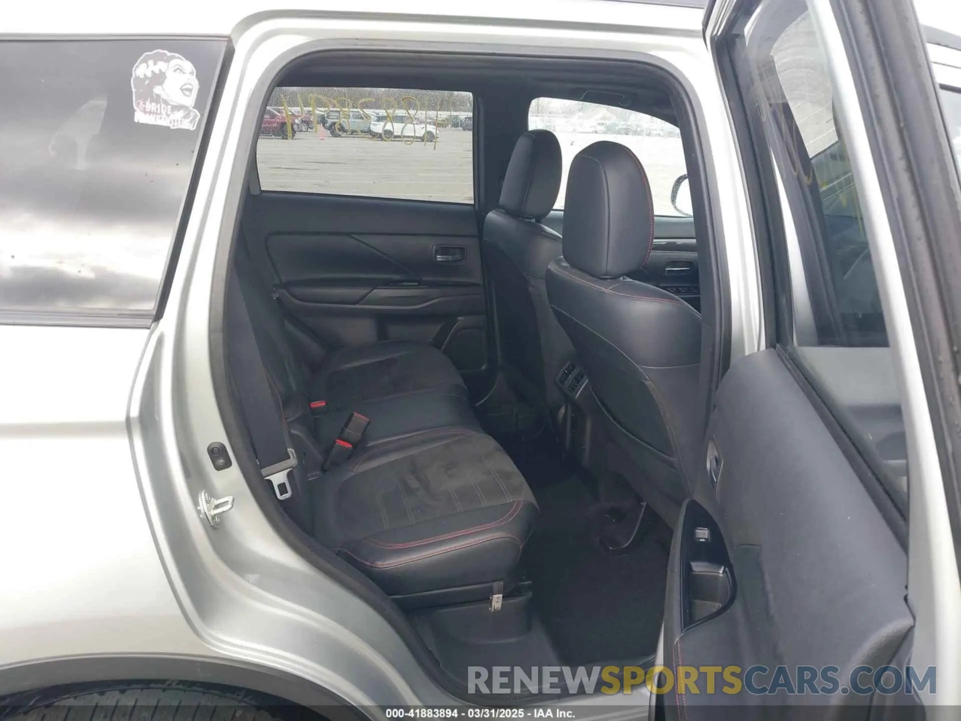 8 fotografías del automóvil dañado JA4AZ3A31LZ046189 MITSUBISHI OUTLANDER 2020