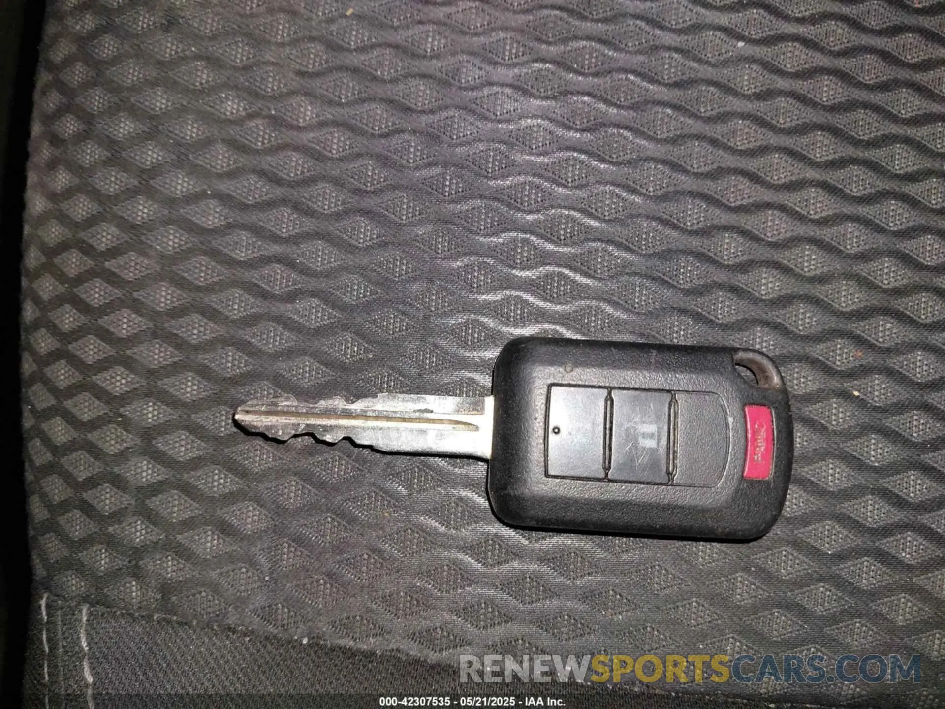11 fotografías del automóvil dañado JA4AZ3A32LZ045956 MITSUBISHI OUTLANDER 2020