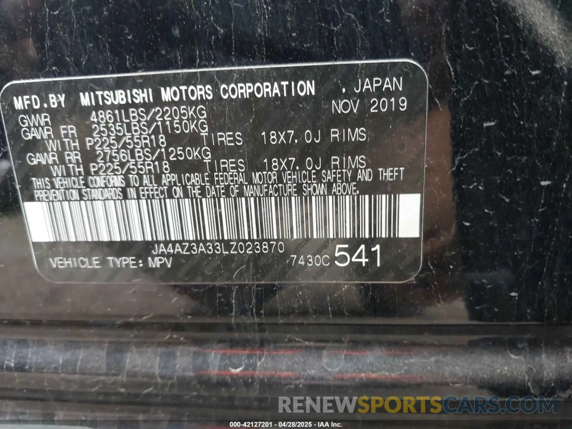 9 fotografías del automóvil dañado JA4AZ3A33LZ023870 MITSUBISHI OUTLANDER 2020