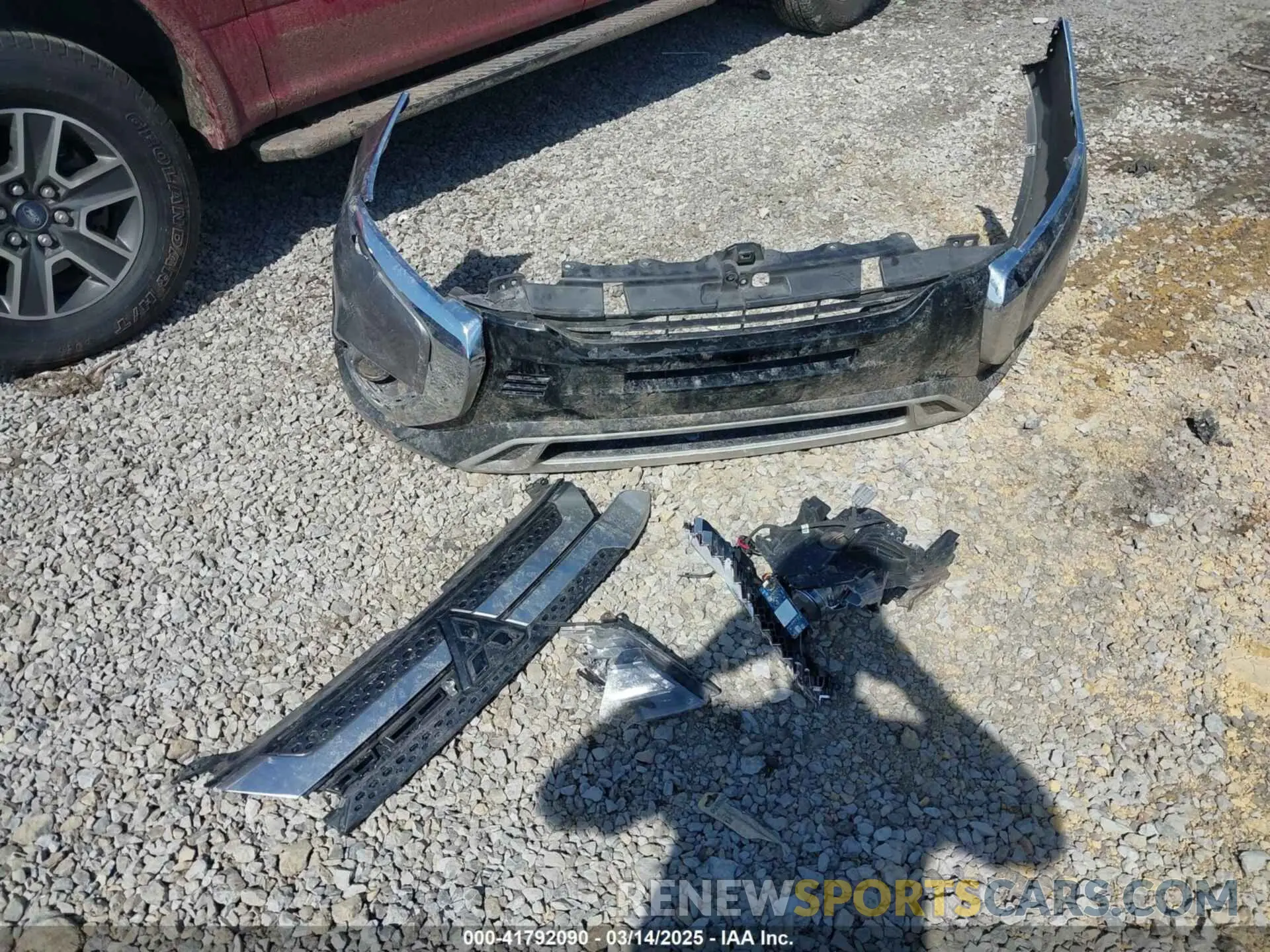 12 fotografías del automóvil dañado JA4AZ3A33LZ026557 MITSUBISHI OUTLANDER 2020