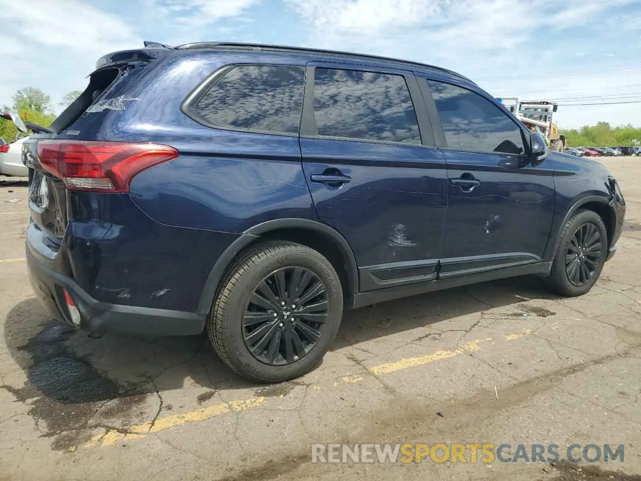 3 fotografías del automóvil dañado JA4AZ3A33LZ040846 MITSUBISHI OUTLANDER 2020