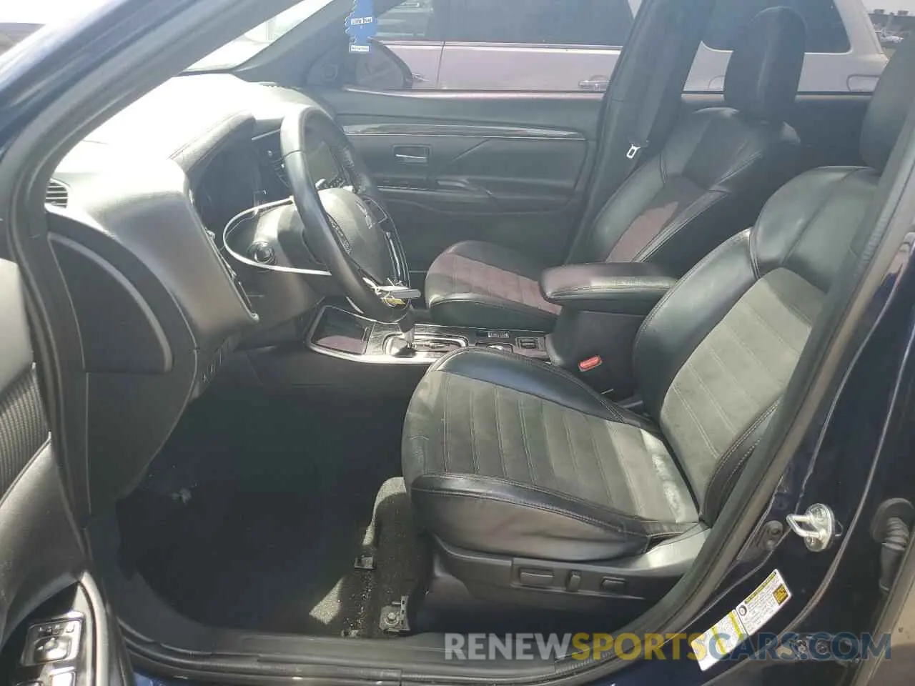 7 fotografías del automóvil dañado JA4AZ3A33LZ040846 MITSUBISHI OUTLANDER 2020