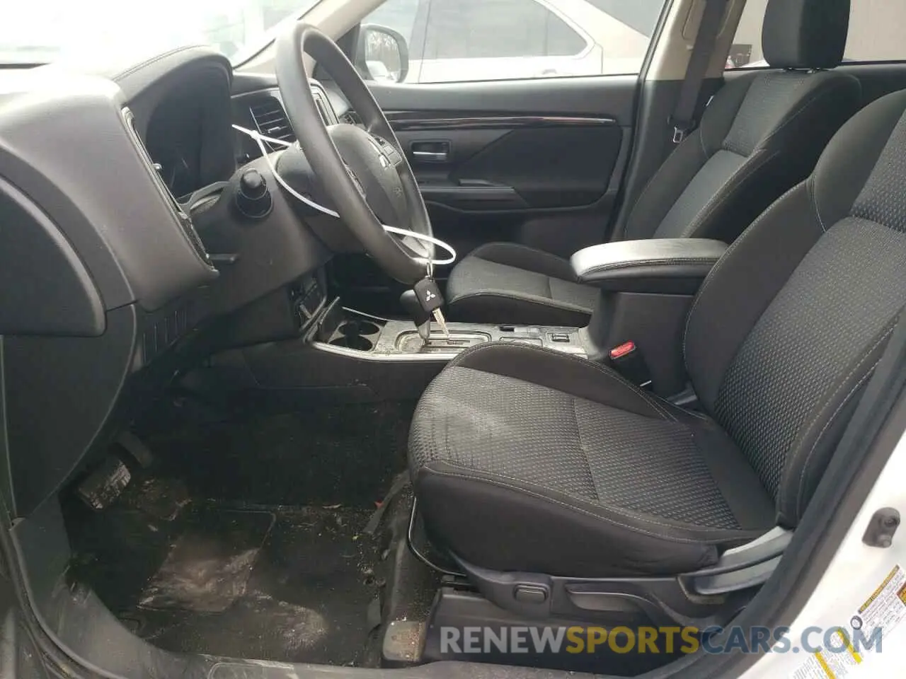 7 fotografías del automóvil dañado JA4AZ3A34LZ017124 MITSUBISHI OUTLANDER 2020