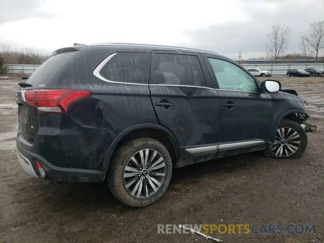 3 fotografías del automóvil dañado JA4AZ3A34LZ017690 MITSUBISHI OUTLANDER 2020