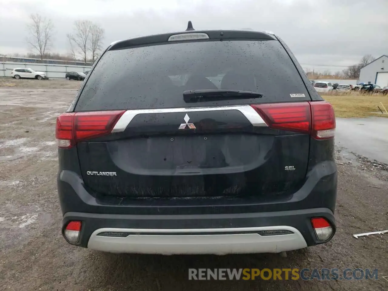 6 fotografías del automóvil dañado JA4AZ3A34LZ017690 MITSUBISHI OUTLANDER 2020
