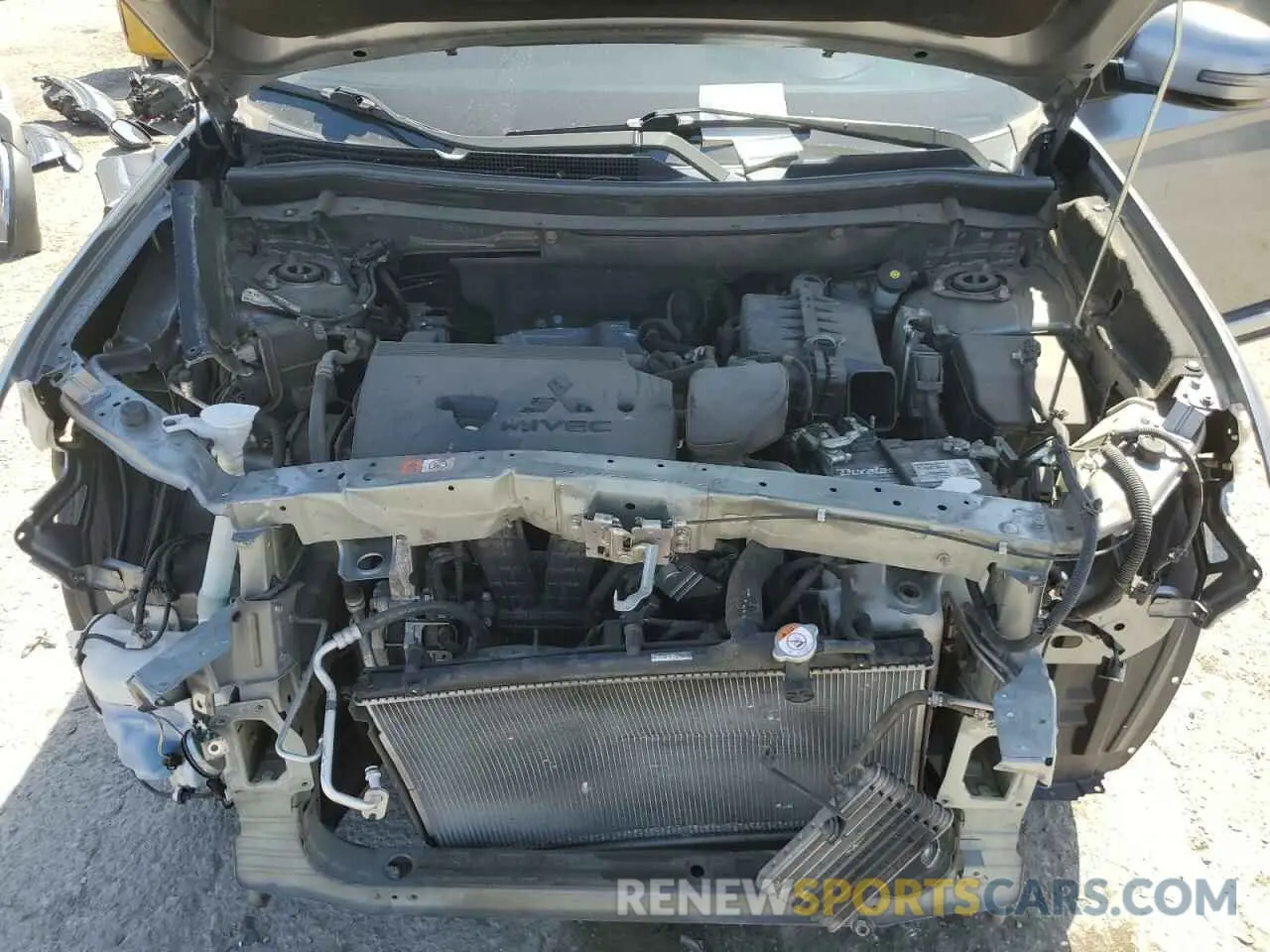 12 fotografías del automóvil dañado JA4AZ3A34LZ020315 MITSUBISHI OUTLANDER 2020