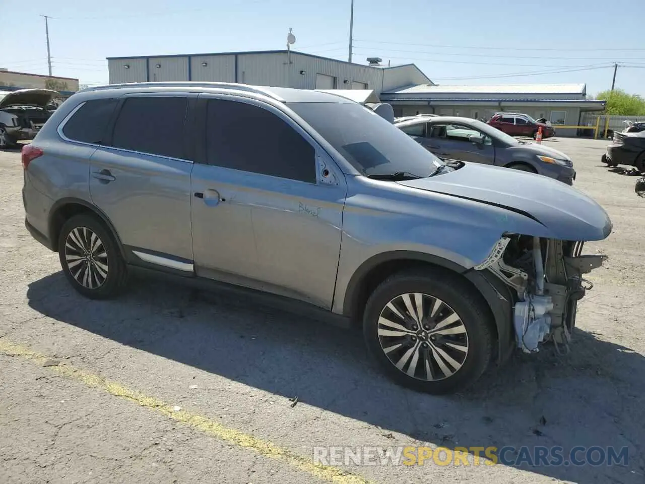 4 fotografías del automóvil dañado JA4AZ3A34LZ020315 MITSUBISHI OUTLANDER 2020