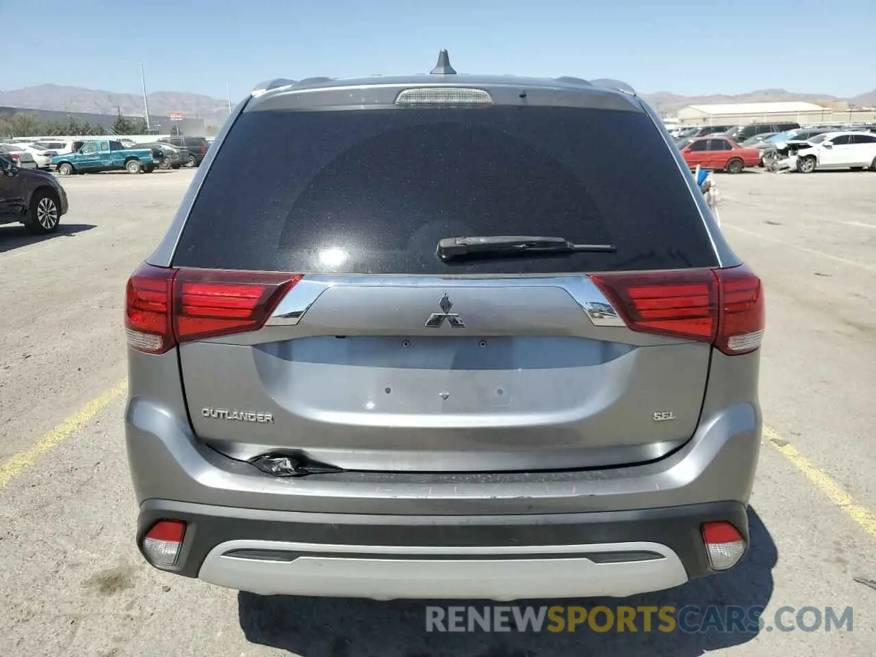 6 fotografías del automóvil dañado JA4AZ3A34LZ020315 MITSUBISHI OUTLANDER 2020
