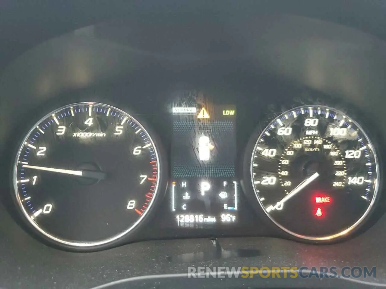 9 fotografías del automóvil dañado JA4AZ3A34LZ020315 MITSUBISHI OUTLANDER 2020