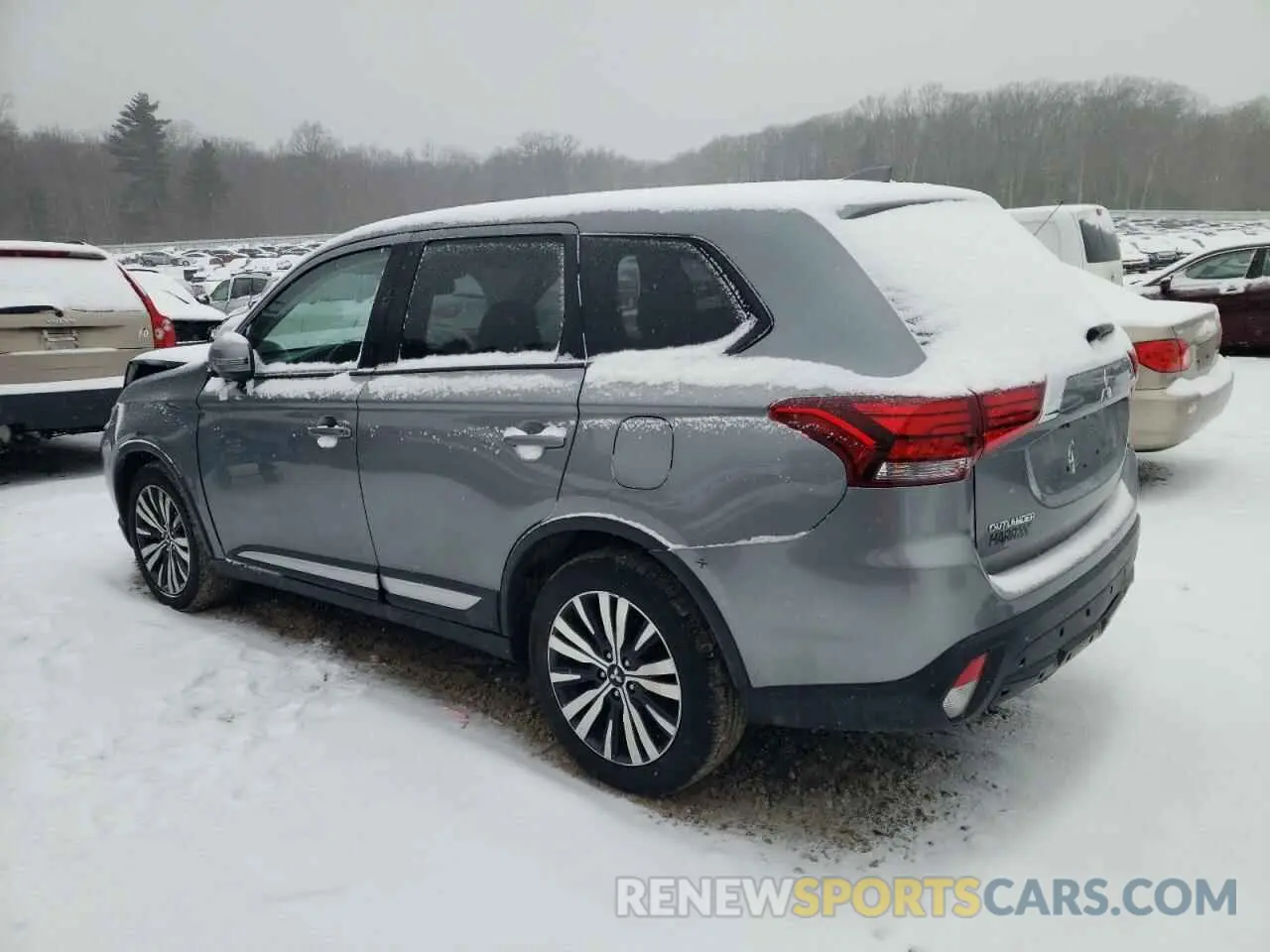 2 fotografías del automóvil dañado JA4AZ3A35LZ043926 MITSUBISHI OUTLANDER 2020