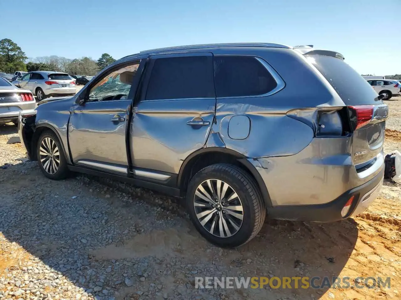 2 fotografías del automóvil dañado JA4AZ3A36LZ019229 MITSUBISHI OUTLANDER 2020