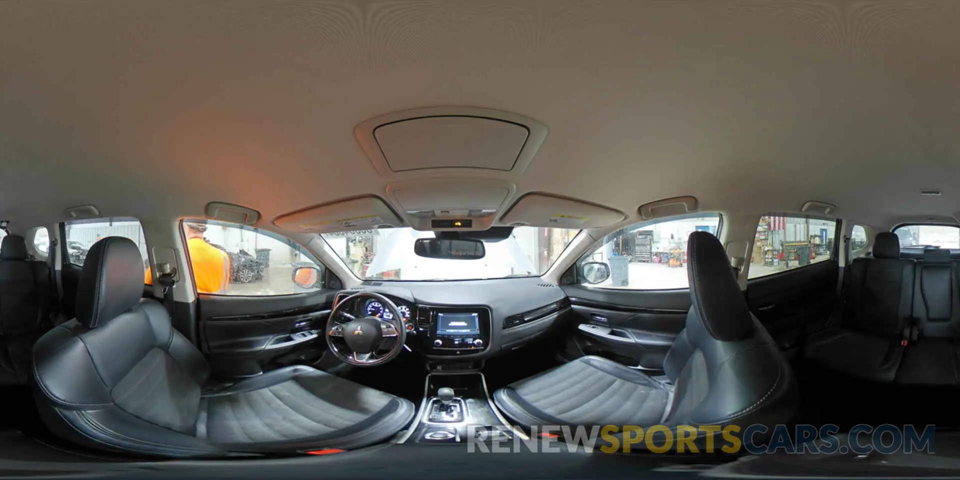 14 fotografías del automóvil dañado JA4AZ3A37LZ045161 MITSUBISHI OUTLANDER 2020