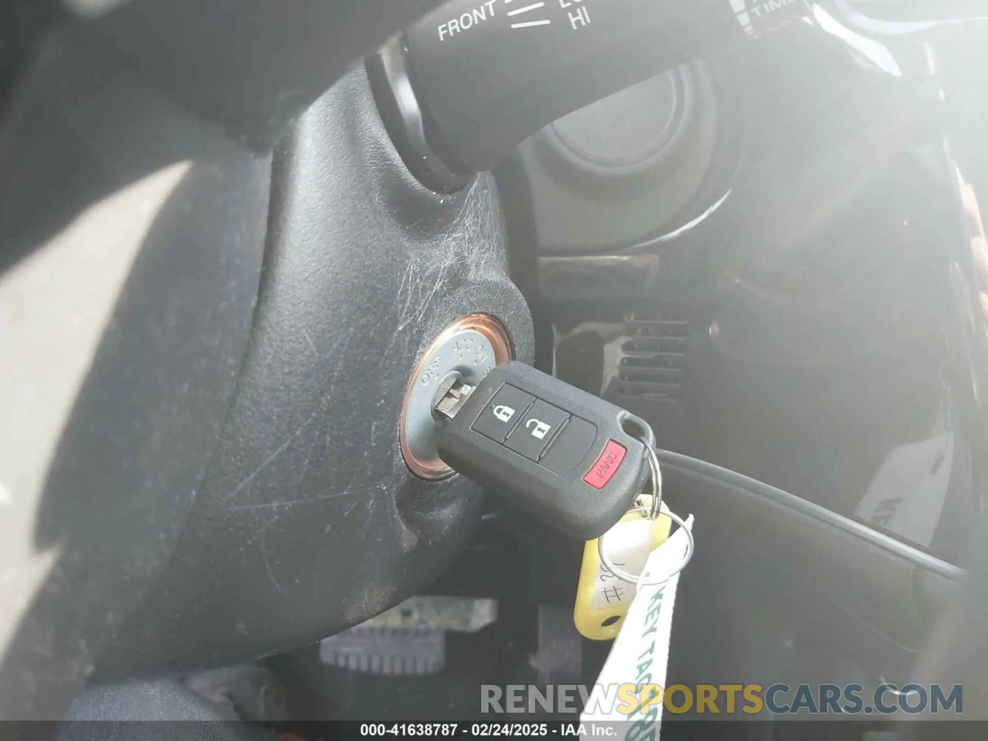 11 fotografías del automóvil dañado JA4AZ3A38LZ017160 MITSUBISHI OUTLANDER 2020