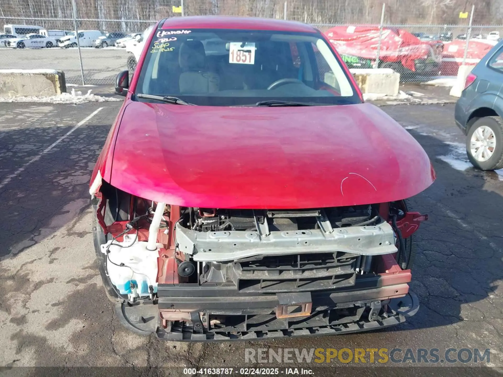 13 fotografías del automóvil dañado JA4AZ3A38LZ017160 MITSUBISHI OUTLANDER 2020