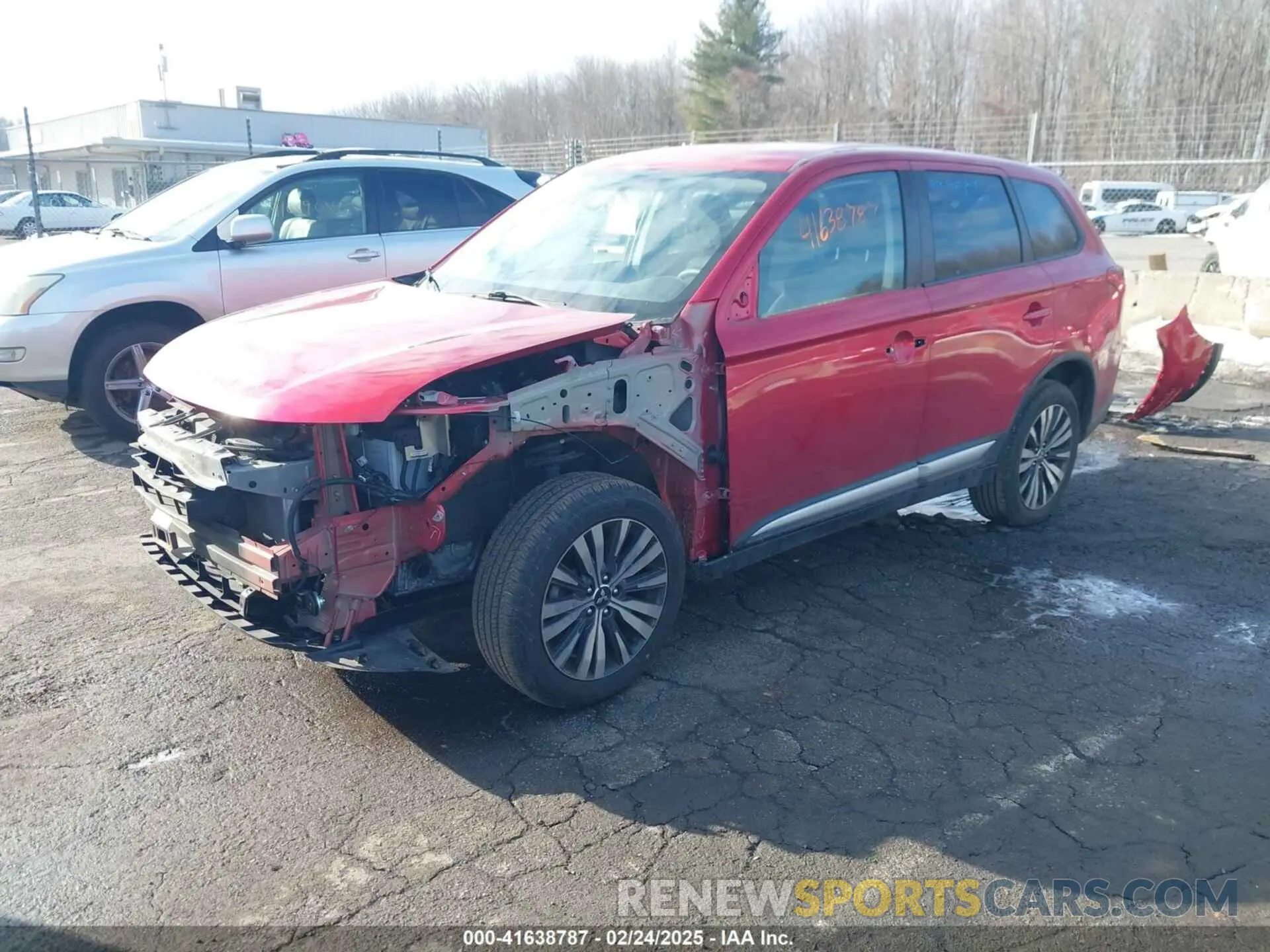 2 fotografías del automóvil dañado JA4AZ3A38LZ017160 MITSUBISHI OUTLANDER 2020