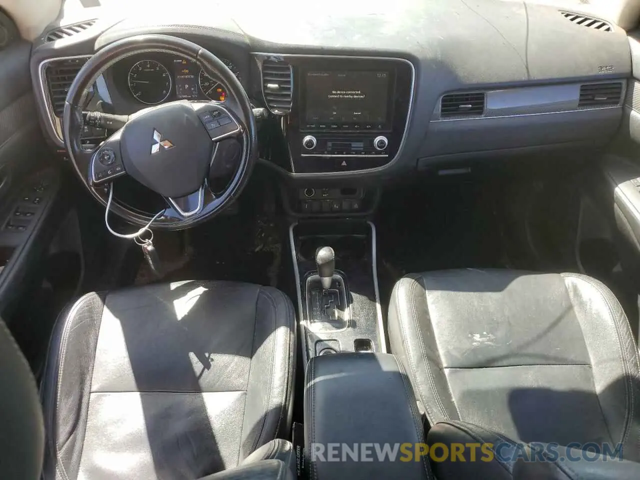 8 fotografías del automóvil dañado JA4AZ3A38LZ024870 MITSUBISHI OUTLANDER 2020