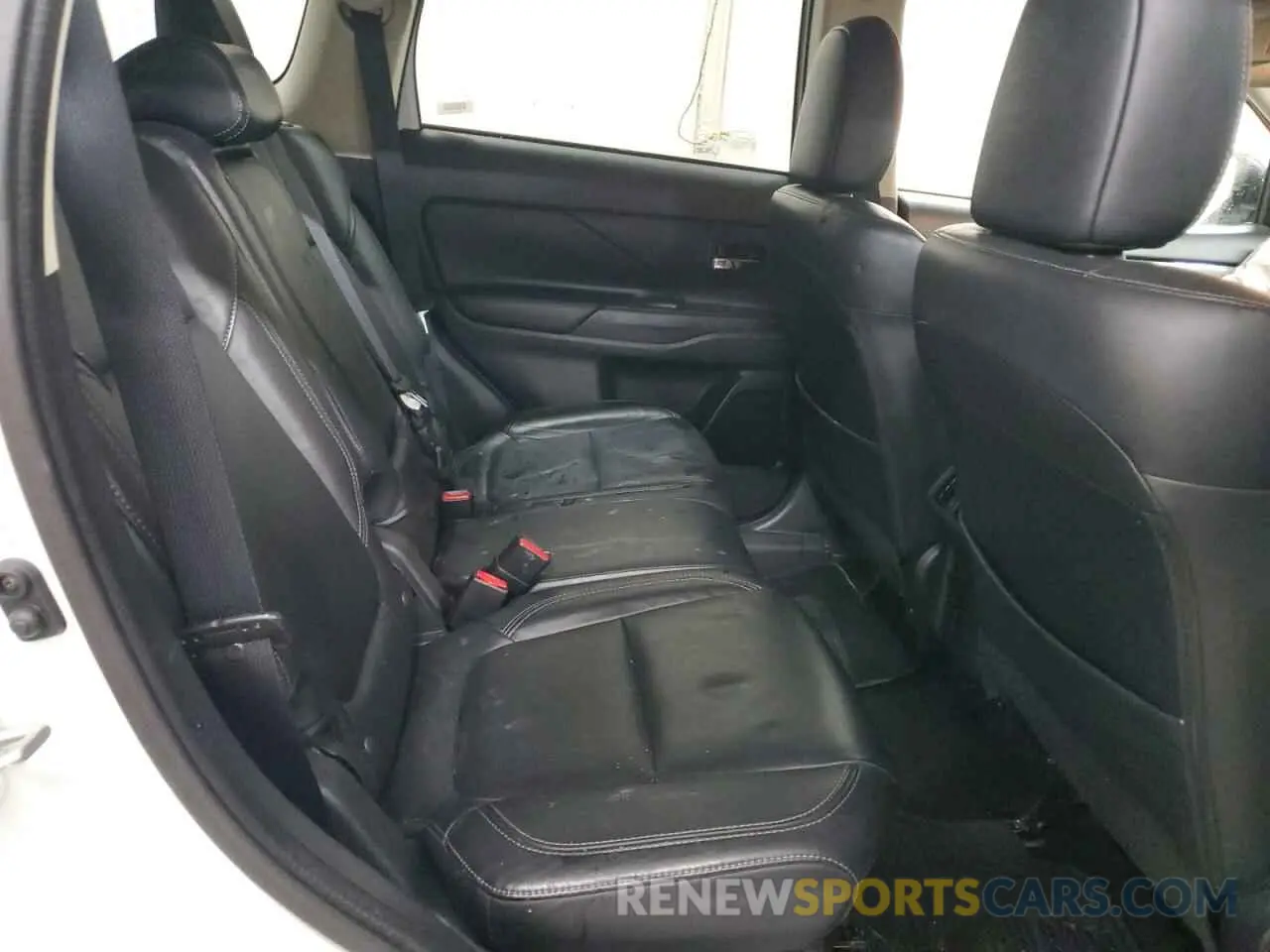 10 fotografías del automóvil dañado JA4AZ3A38LZ027056 MITSUBISHI OUTLANDER 2020
