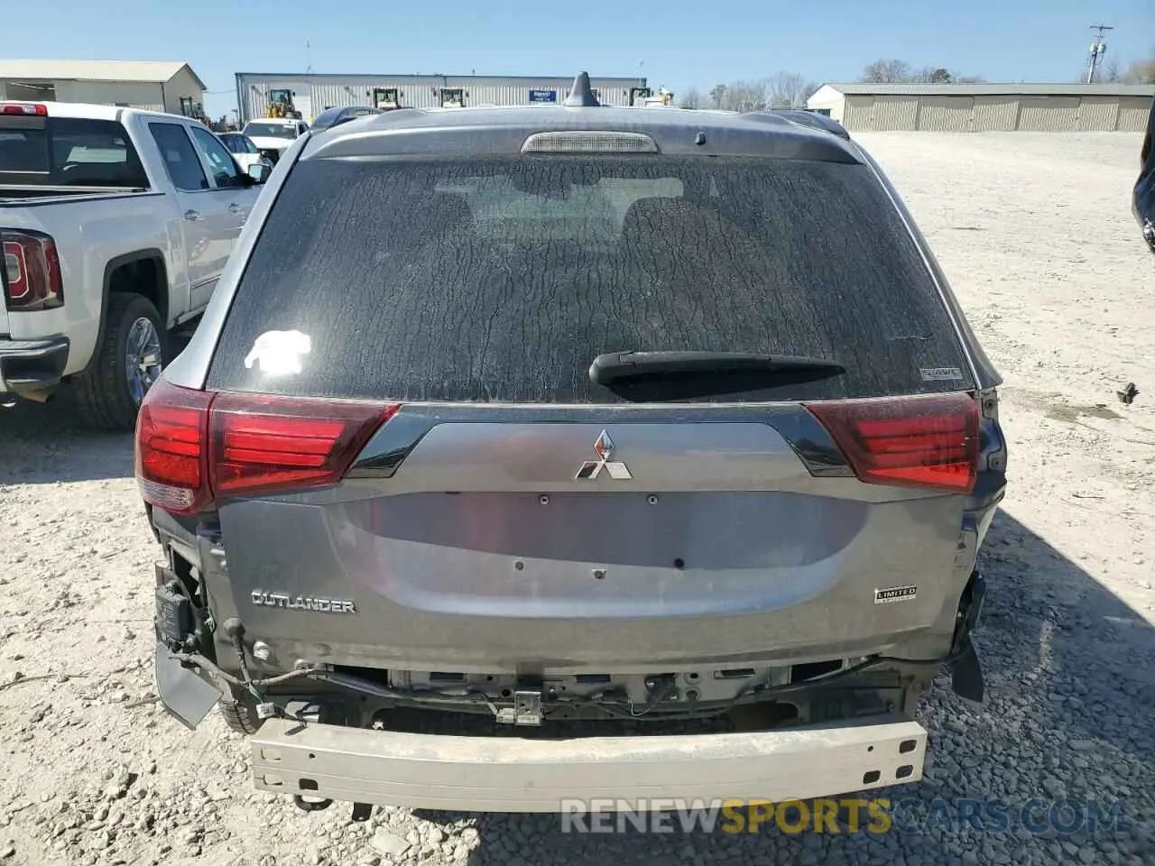 6 fotografías del automóvil dañado JA4AZ3A39LZ040530 MITSUBISHI OUTLANDER 2020